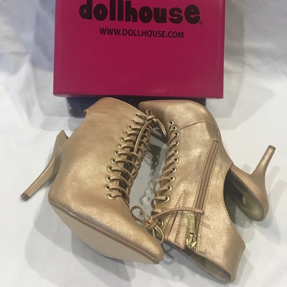 Dollhouse Ankle Boots - Picture 3 of 4